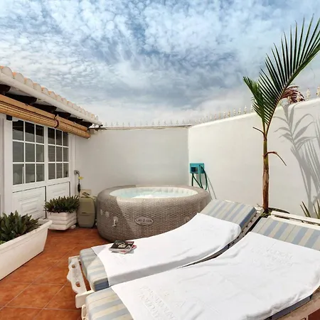 Gran Atico Jacuzzi Terrace Pool 아데제